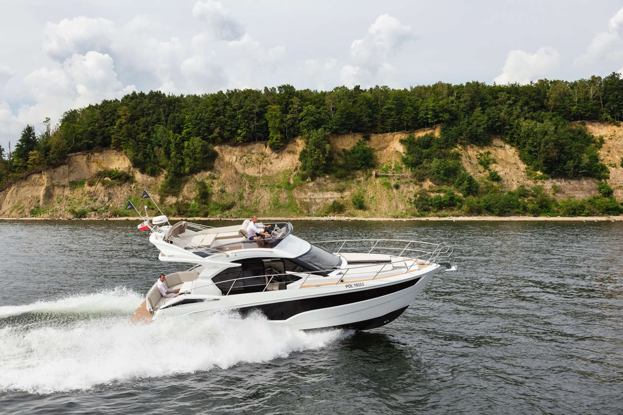 Galeon 360 FLY External image 8