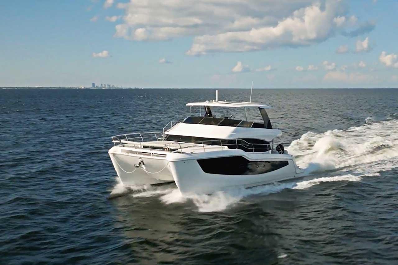 Aquila 50 Yacht External image 2