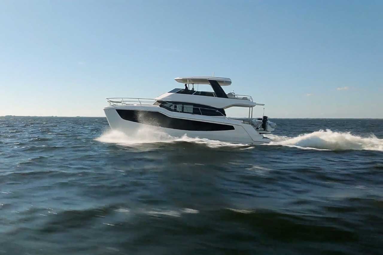 Aquila 50 Yacht External image 9